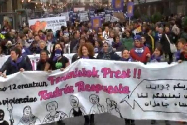 Miles de personas se dieron cita para participar en la manifestación convocada por el movimiento feminista de Euskal Herria